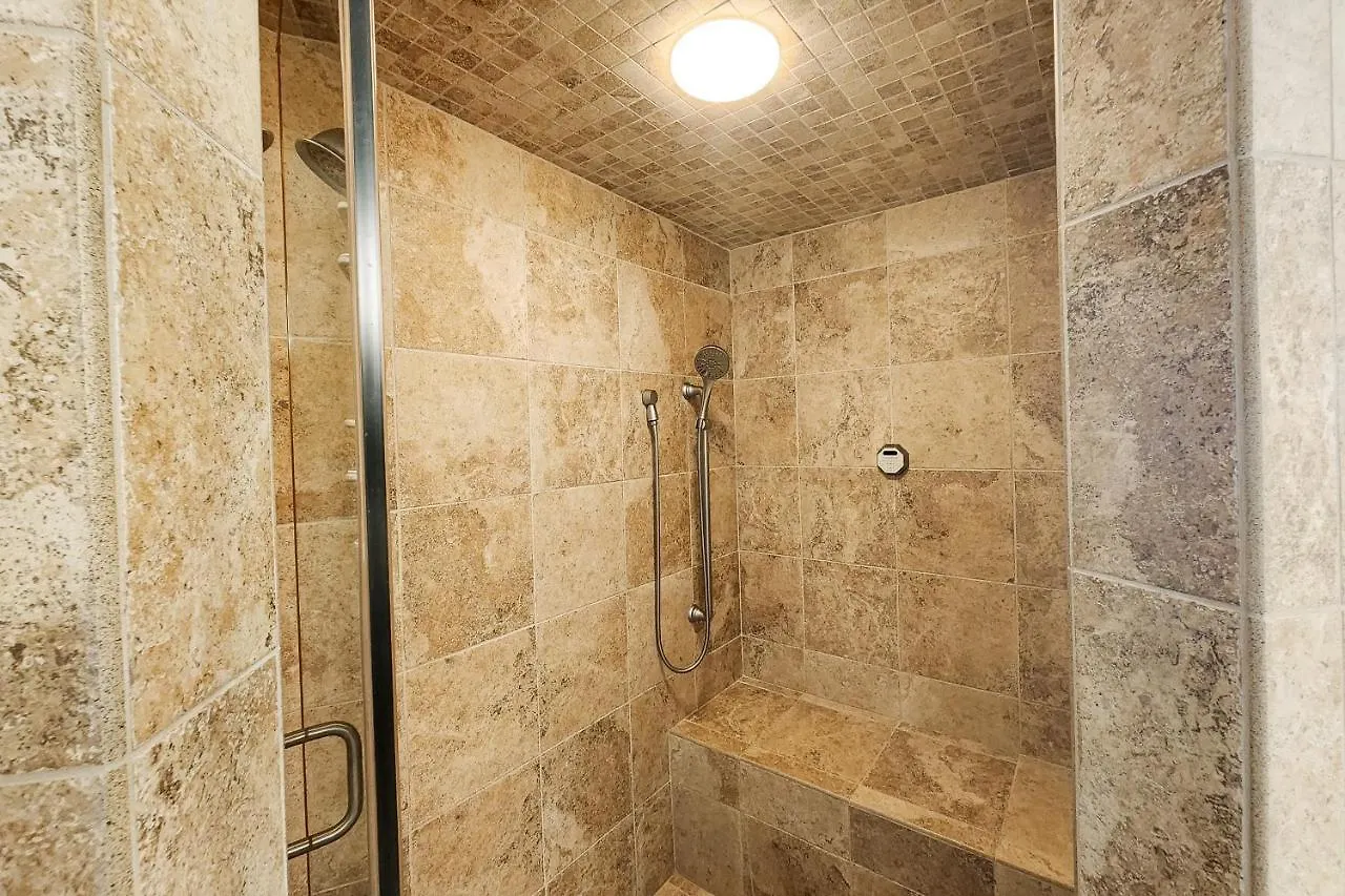 Sunset Retreat Apartment Panama City Beach
